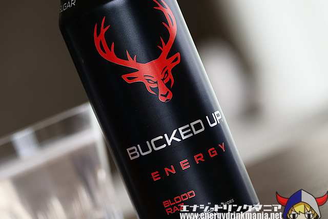 BUCKED UP ENERGY BLOOD RAZのデザイン