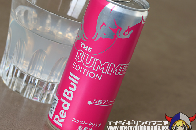 レッドブル サマーエディション 2025 白桃のデザイン