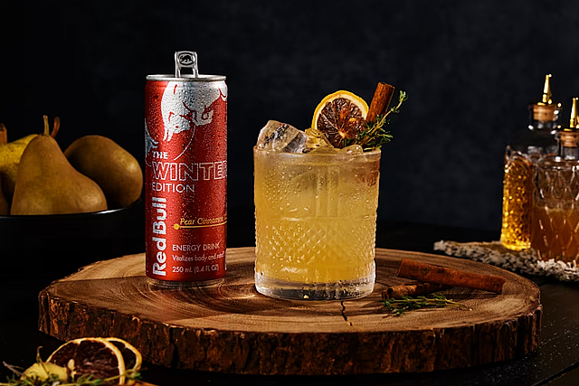 Red Bull WINTER EDITION 2023 Pear Cinnamonのデザイン